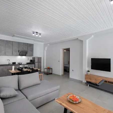 Holiday home Beyond The Bridge Sivros