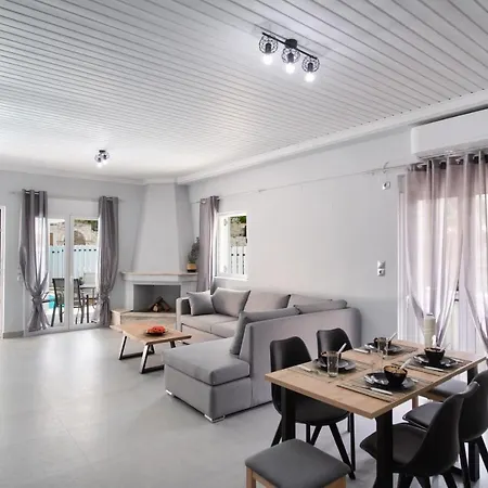 Holiday home Beyond The Bridge Sivros