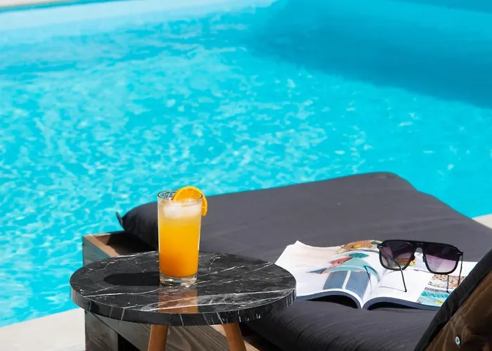 Beyond The Bridge Nyaraló Szívrosz