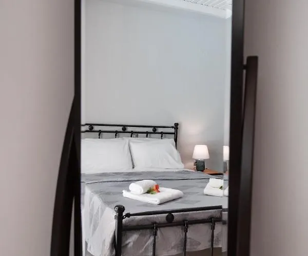 Nyaraló Beyond The Bridge